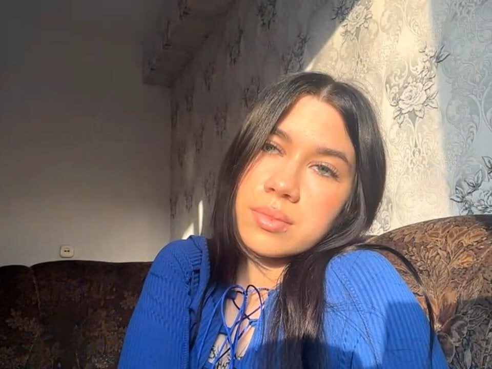 DebbiGoodknight Chatroom