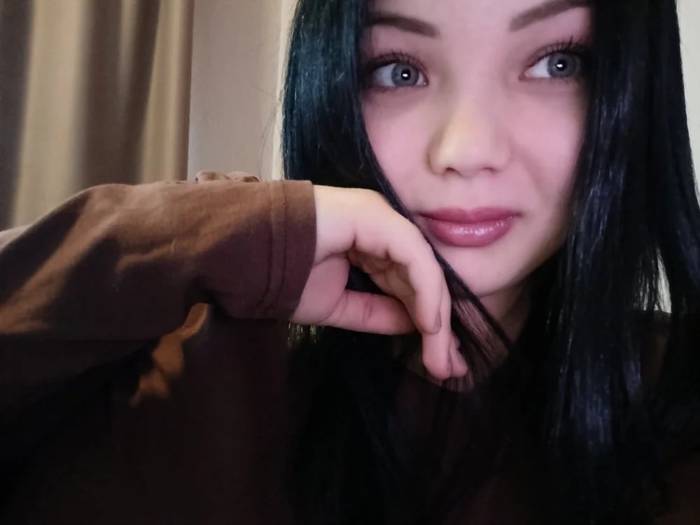 Deluluxee Chatroom
