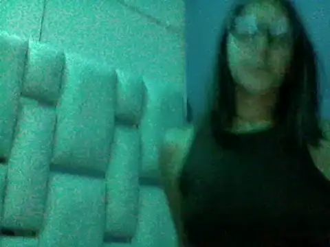 Denisse_329 Chatroom