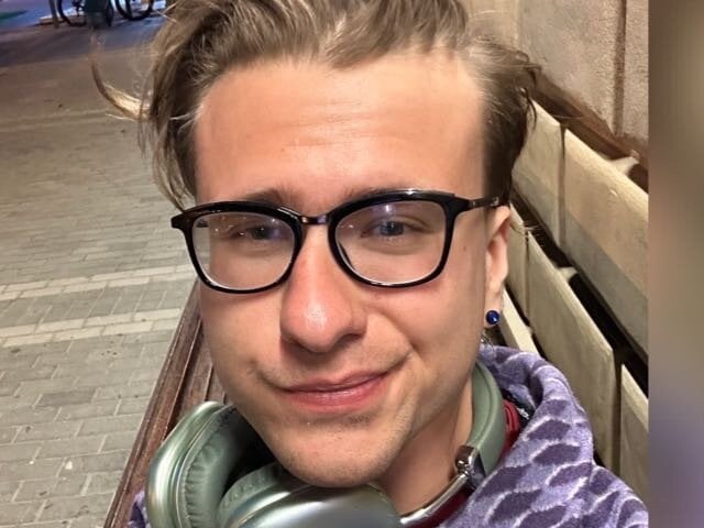 DennisGartmanB Chatroom