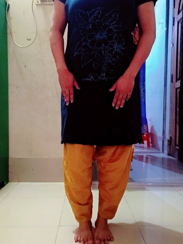 Desi-nila Chatroom