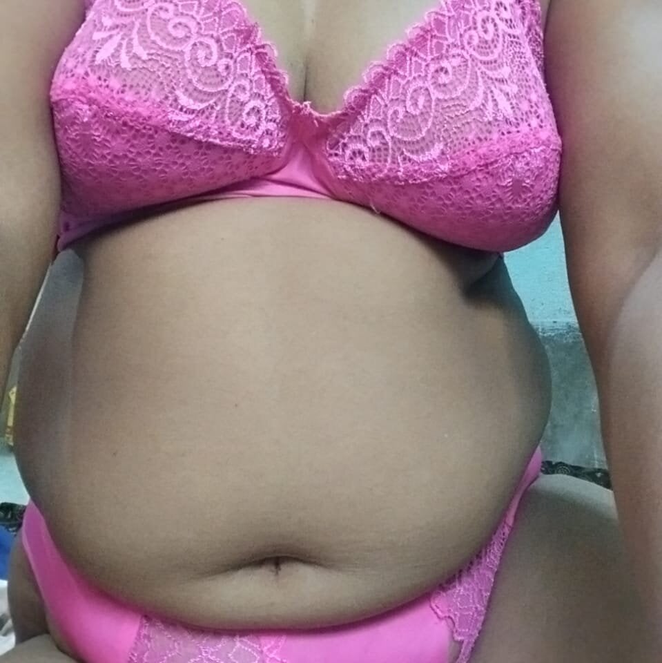 Desi_Lilly01 Chatroom