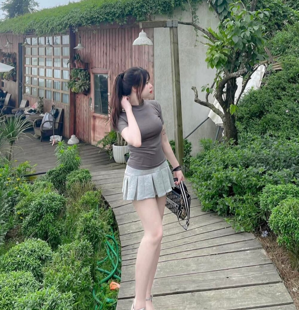 Desi_sara Chatroom