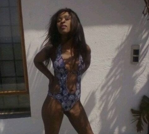 DesiredQueen27 Chatroom