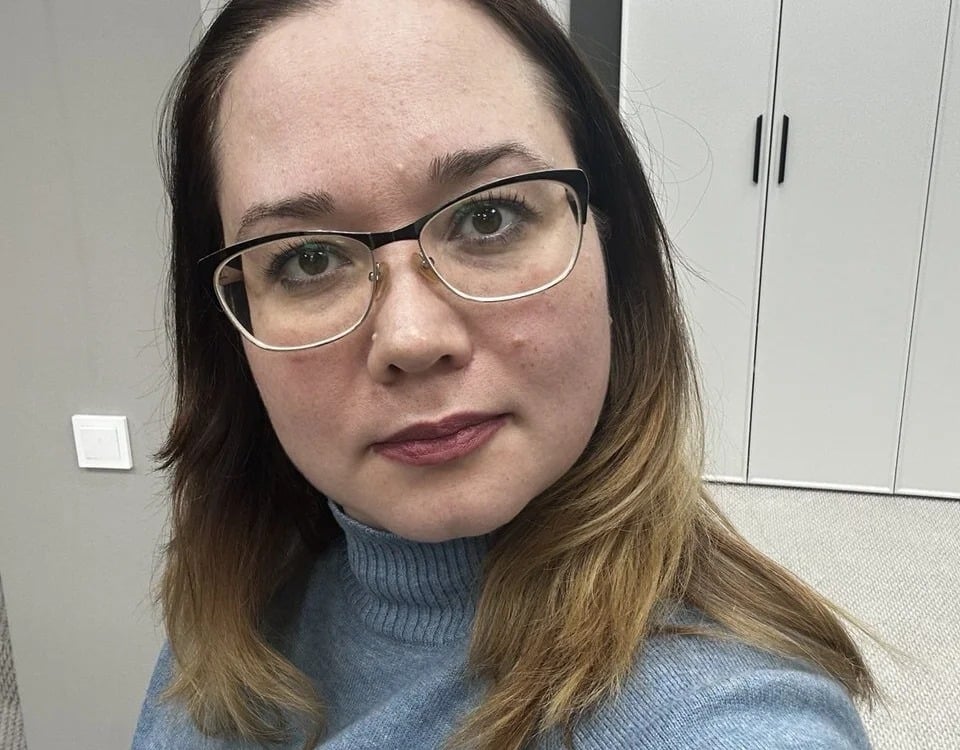 Dixon_Ross Chatroom