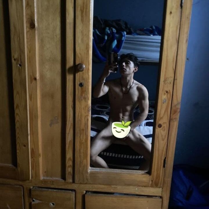 Dominick258 Chatroom