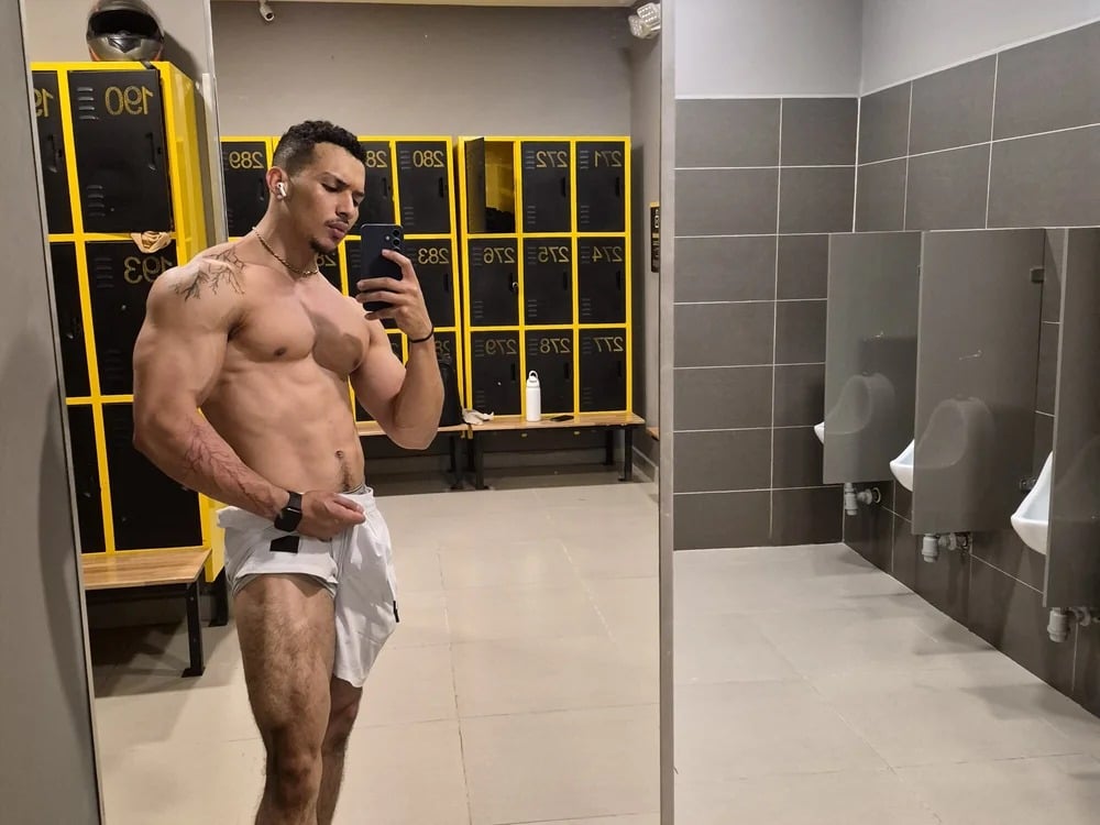 Dominick_Ma Chatroom
