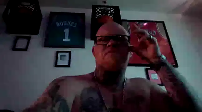 Doubletrouble85 Chatroom