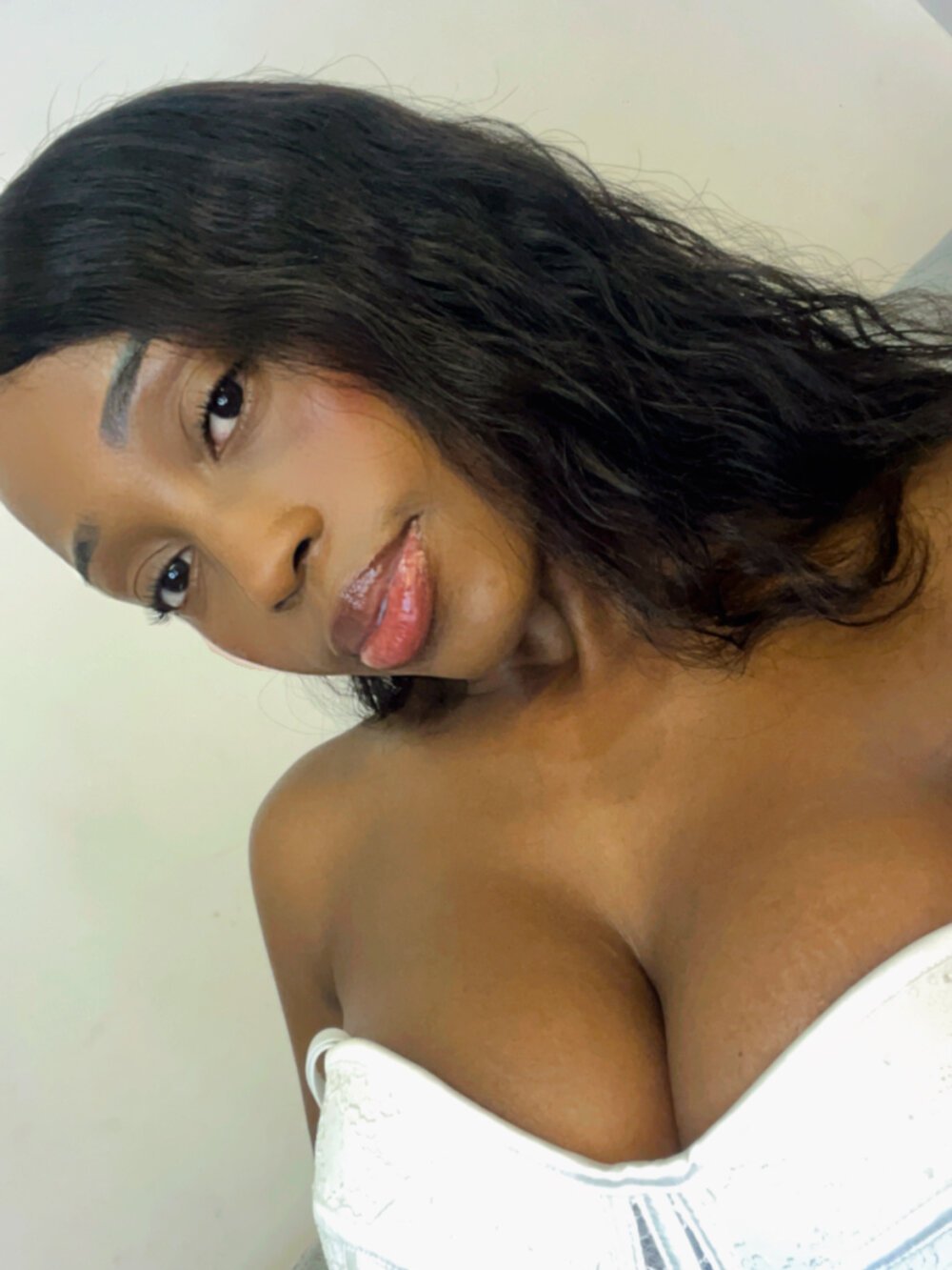 Ebony_danik Chatroom