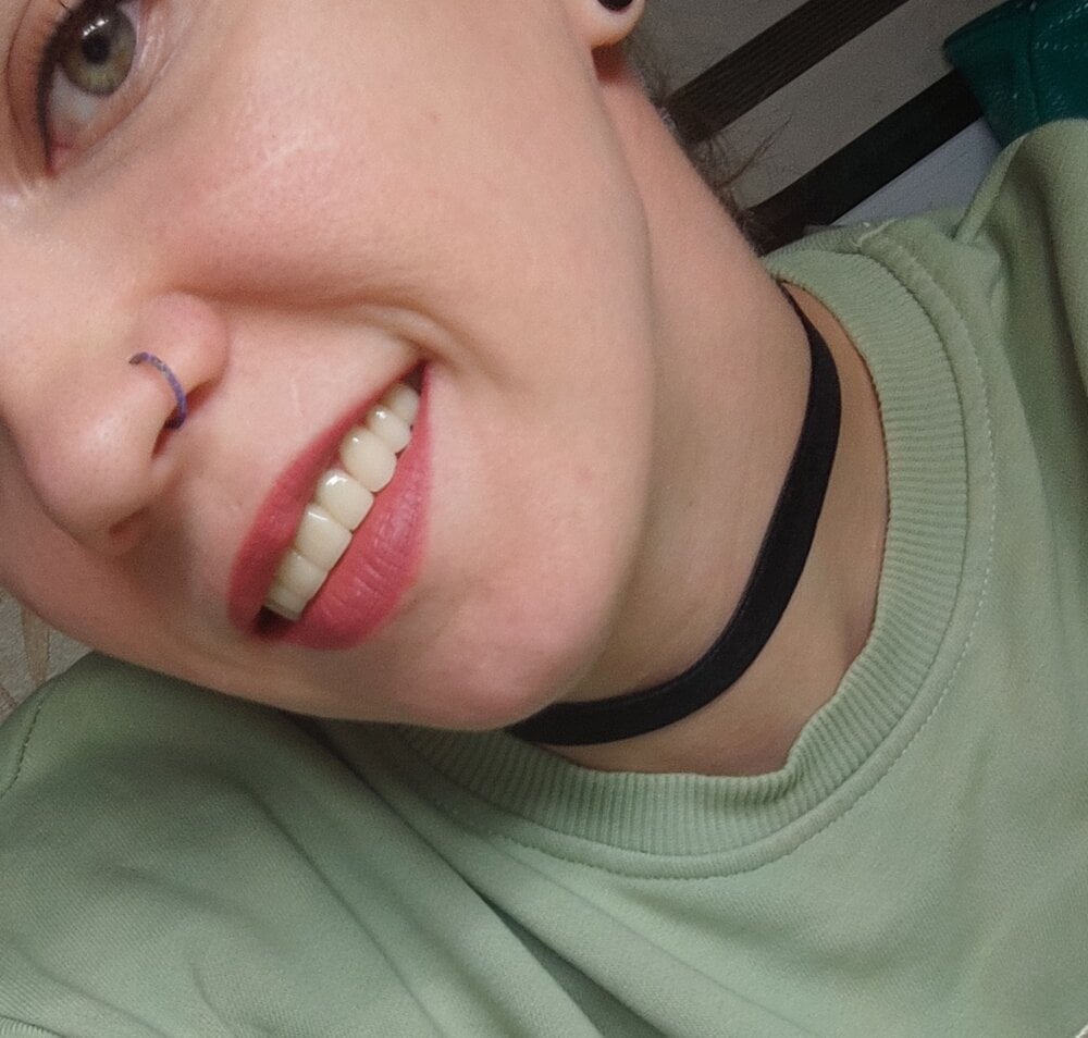 Edena_ Chatroom