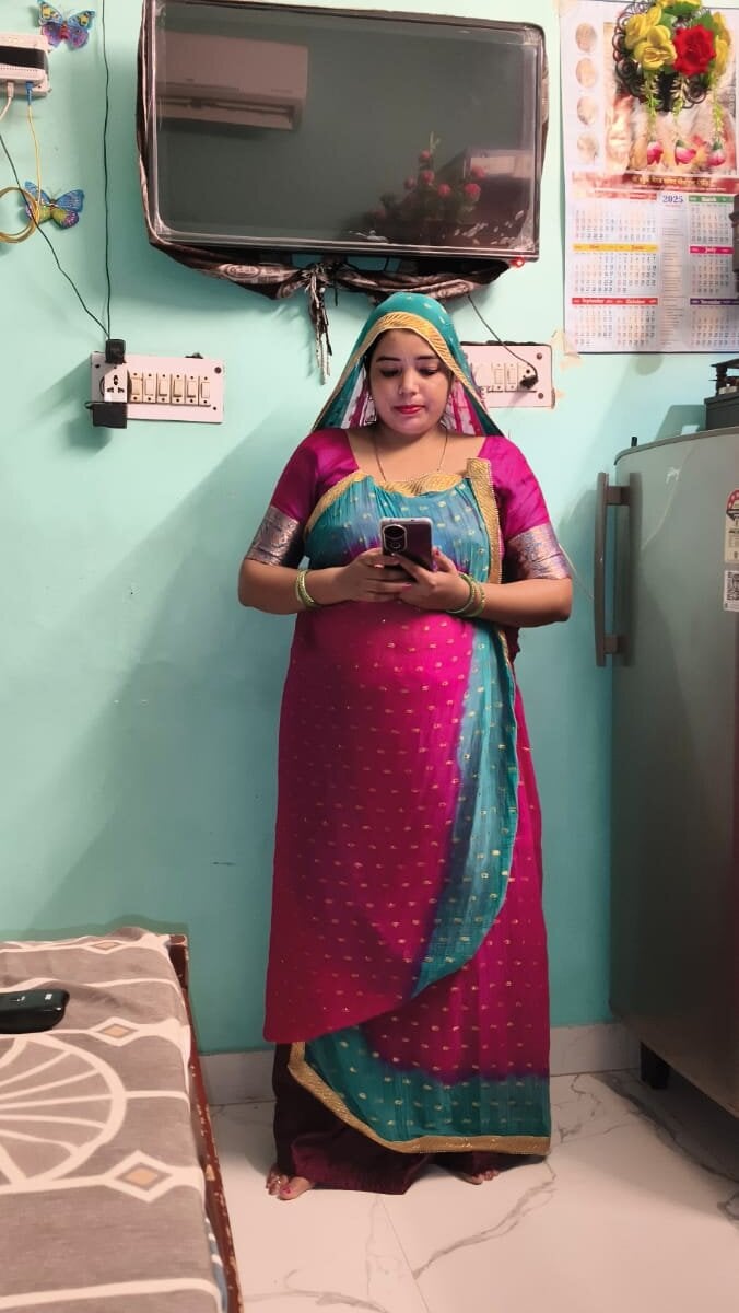 Ekta_bhabhi99 Chatroom