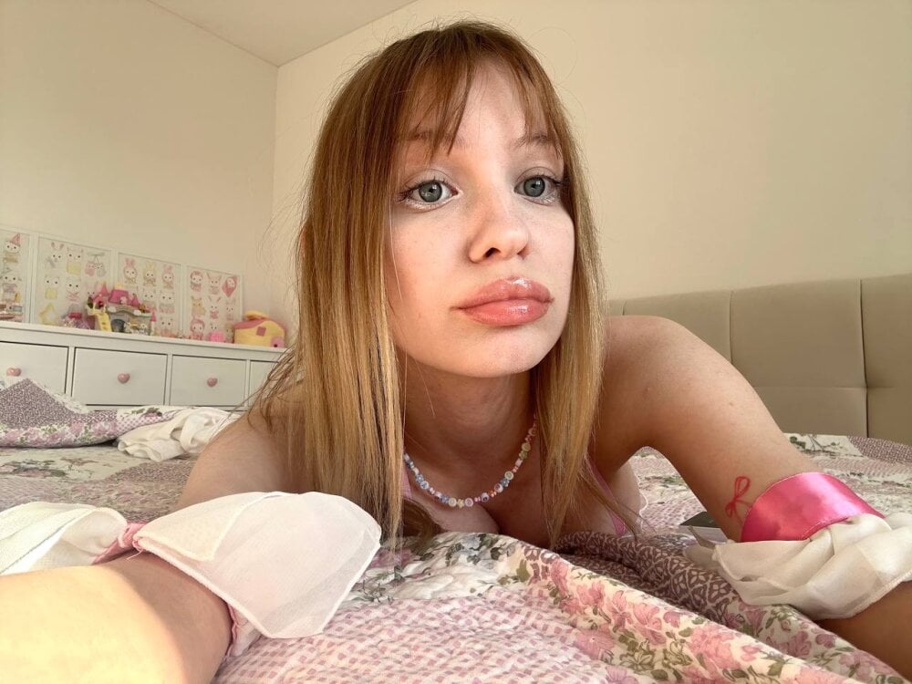 Elaraine_ Chatroom
