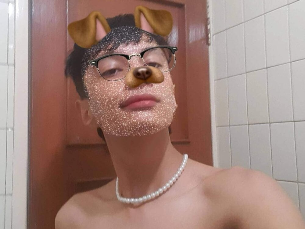 Elian_Julian Chatroom