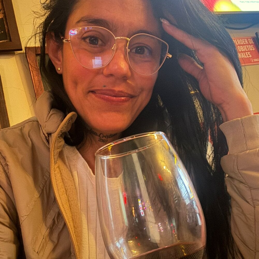 Elizabeth_manzon Chatroom