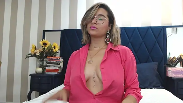 EllaPrince Chatroom