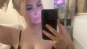 ellasmithxox