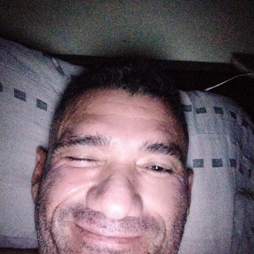 Elmartillo20 Chatroom