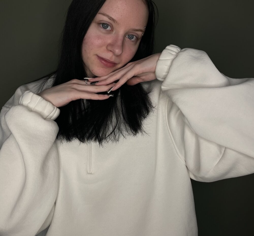 ElmiraShivley Chatroom