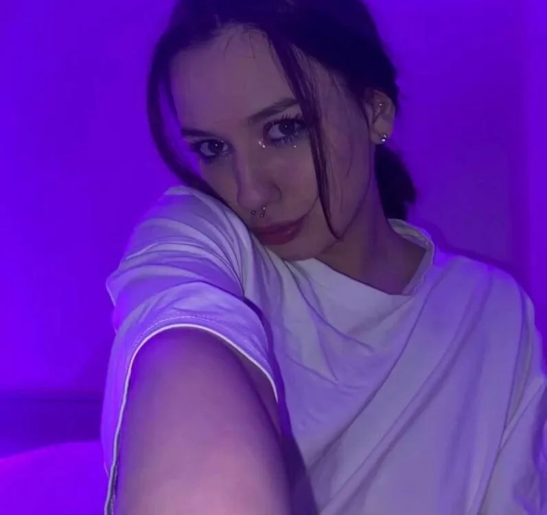 ElsaHansen Chatroom
