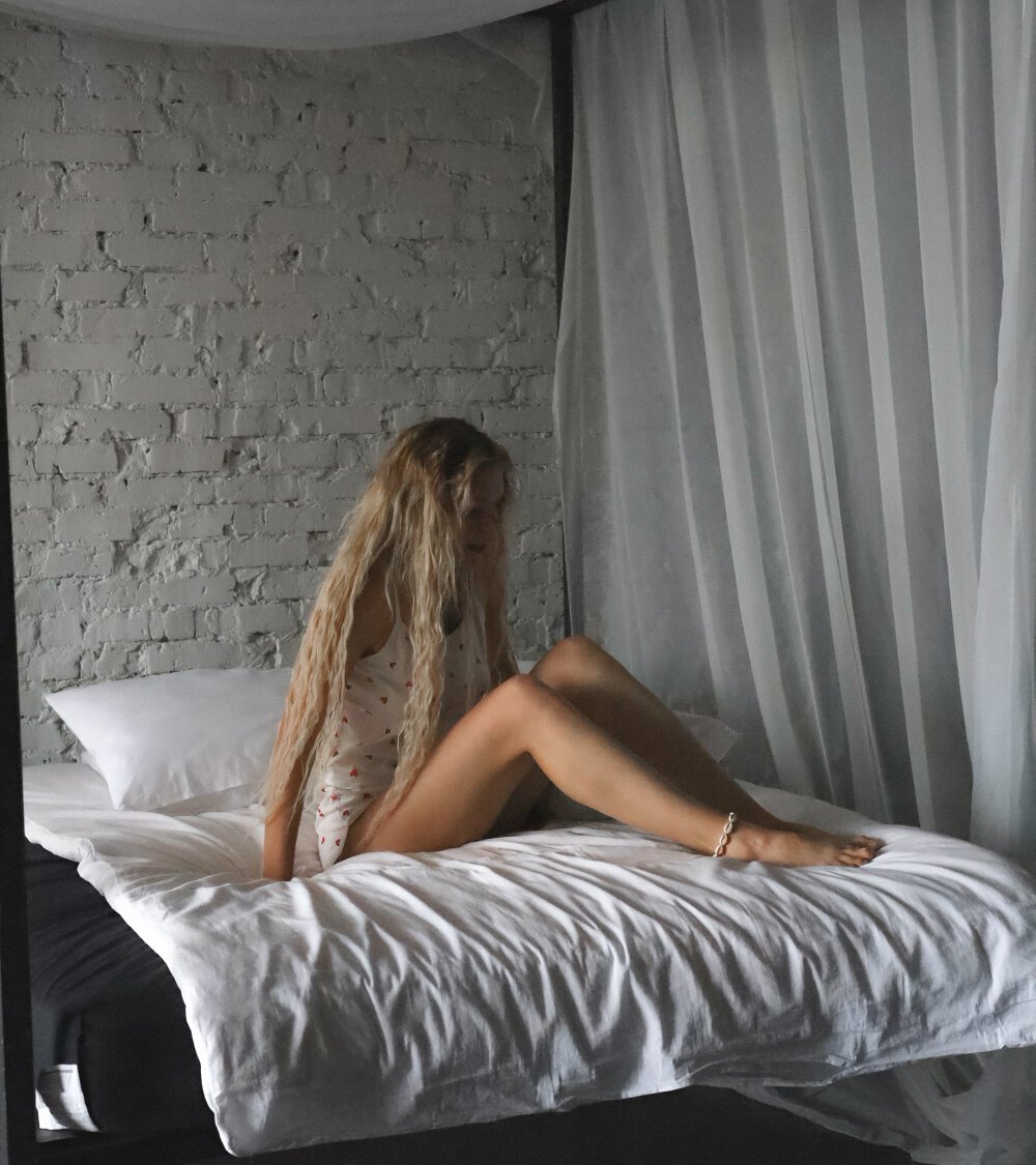 Elsie_Brown Chatroom