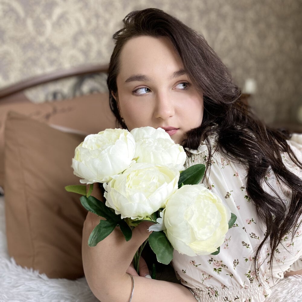 EmiliaCoats Chatroom