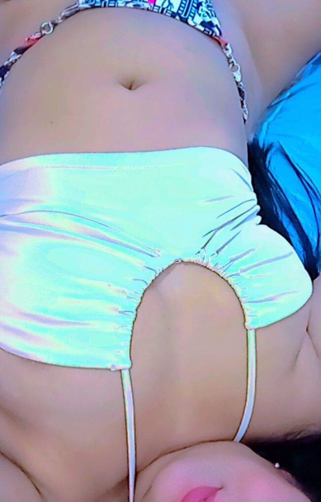 Emiliklauss22 Chatroom