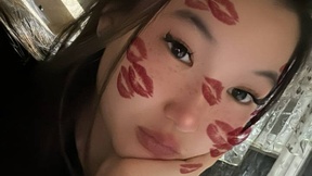 Live Snapshot of emmaleexth emmaleexth