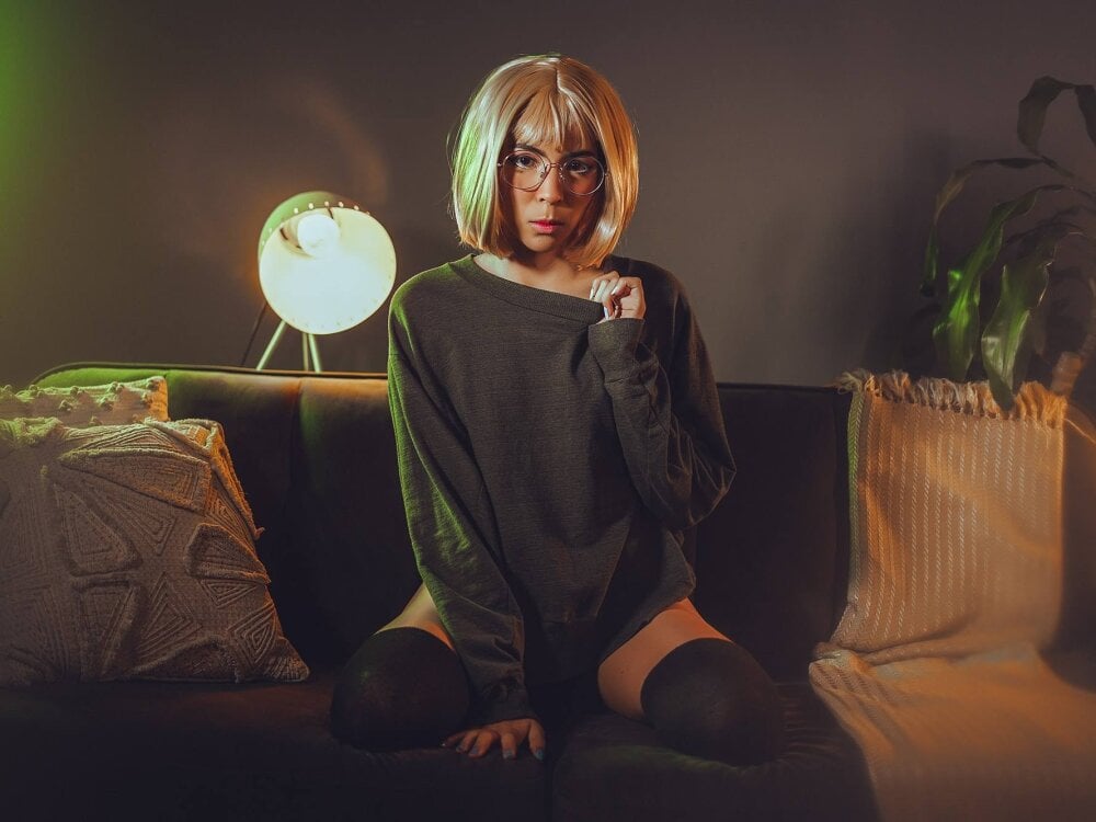 Emma_Nakamura Chatroom