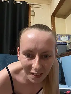 Enchanting_ChloeX Chatroom