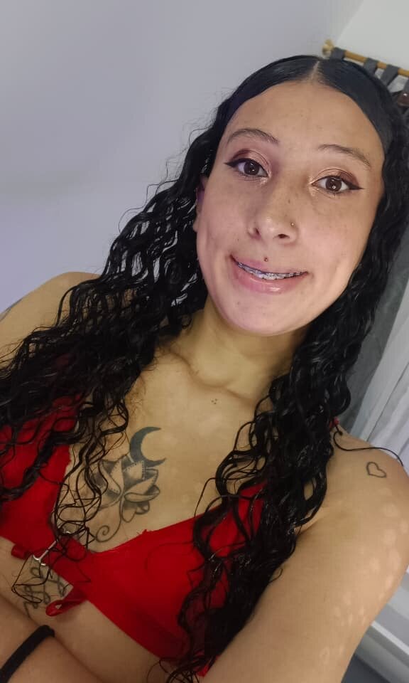 Erack_and_Emmy Chatroom