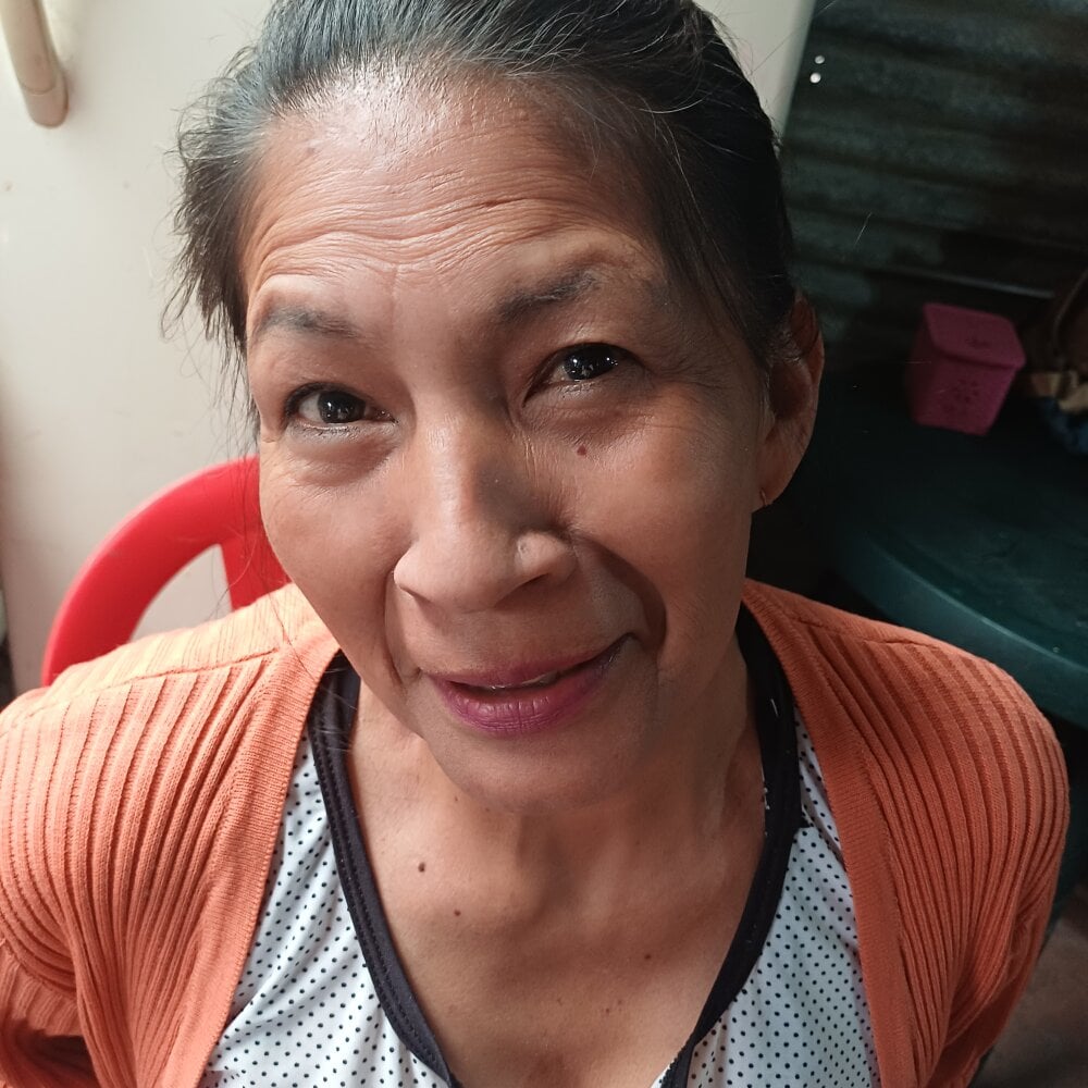 Esmeralda_546 Chatroom