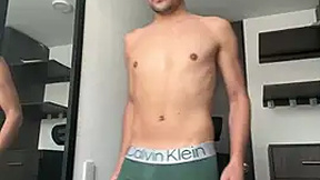 Live Snapshot of esteban-av esteban-av