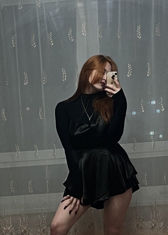 Eva_Hot96 Chatroom