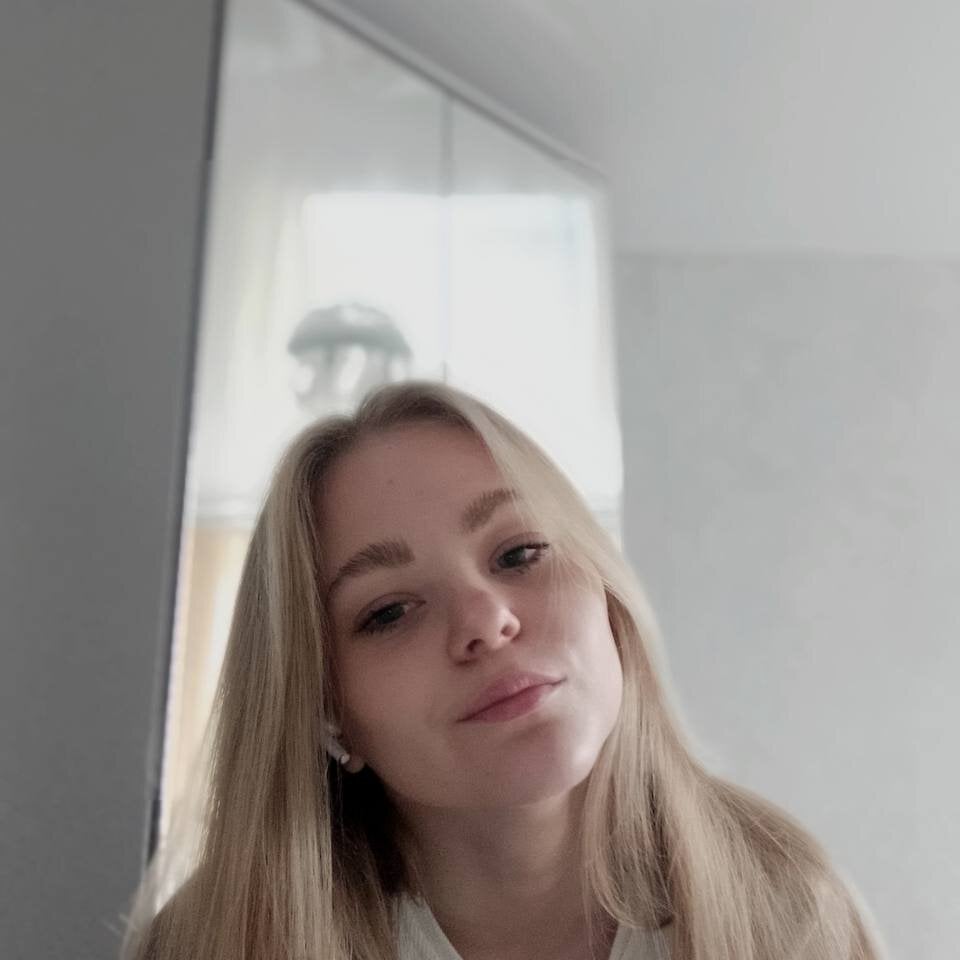 EvadingGown Chatroom