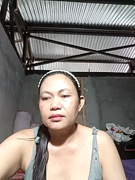 Everleigh_mom Chatroom