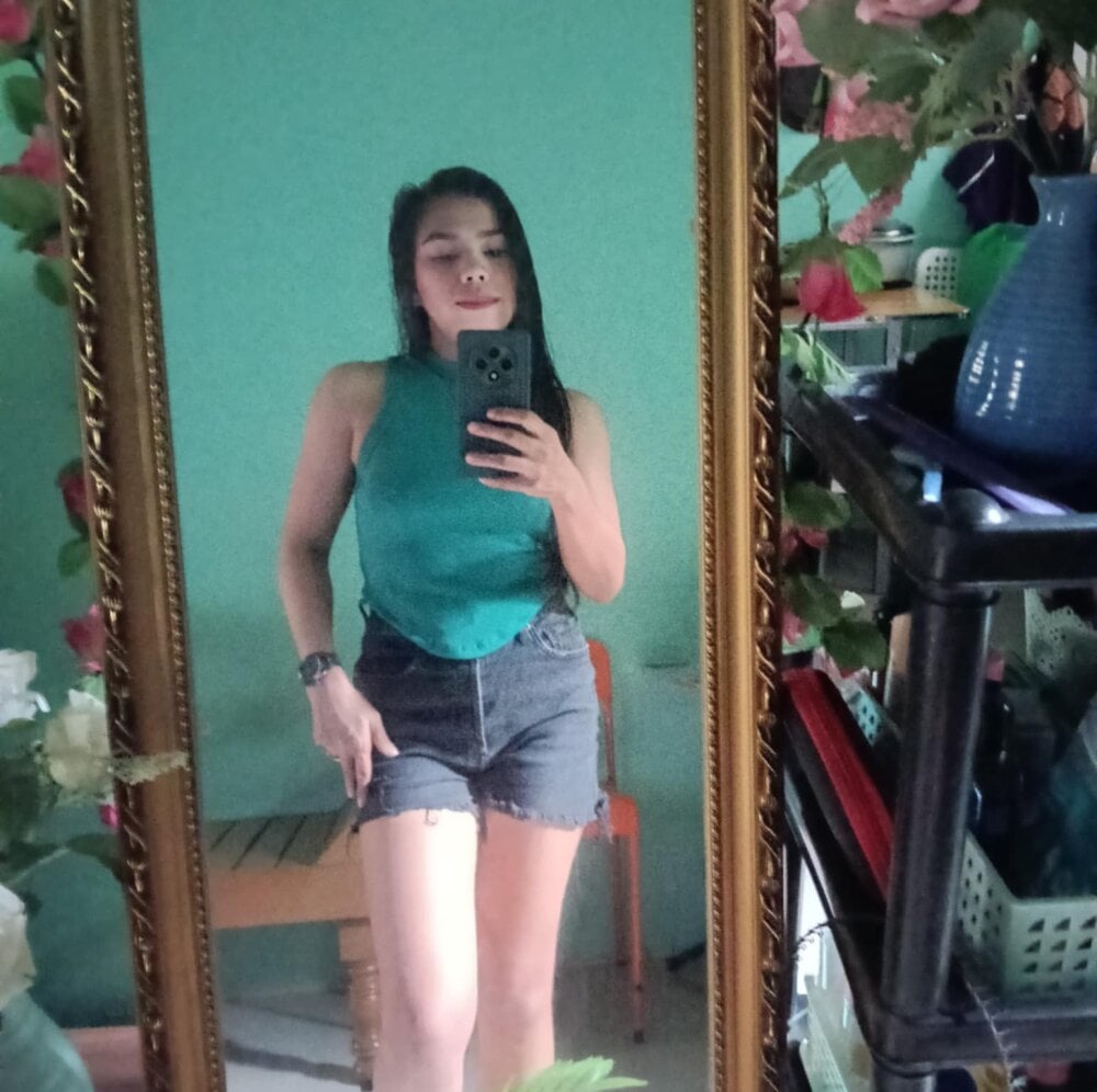 Evianna_27 Chatroom