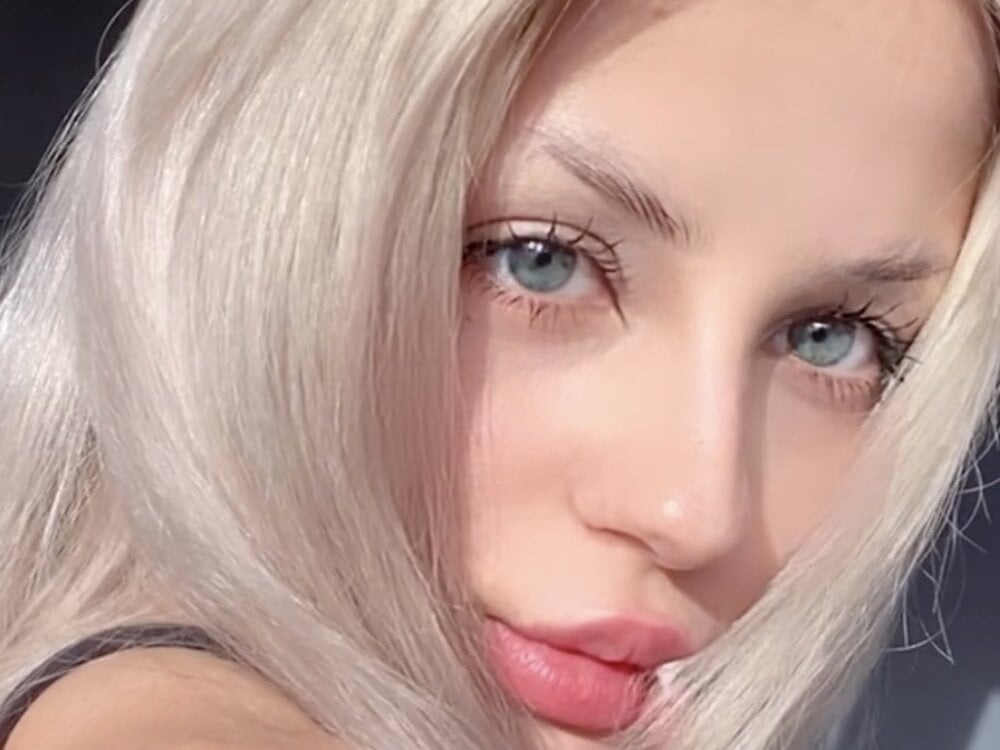 FavoriteKira Chatroom