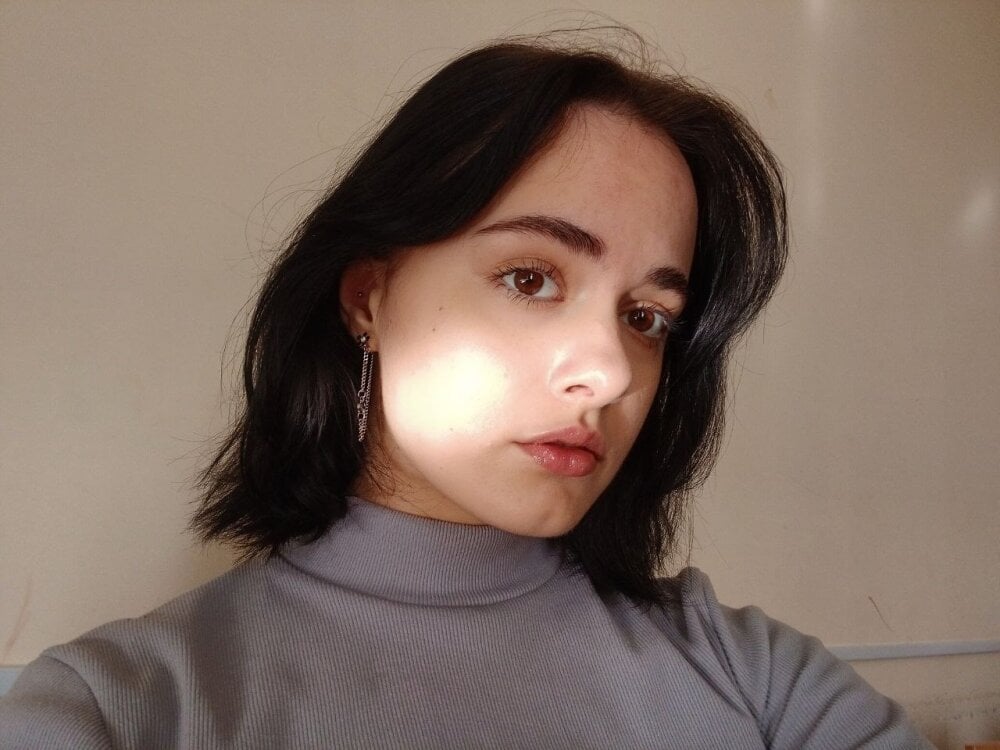 Flirty_Nika Chatroom