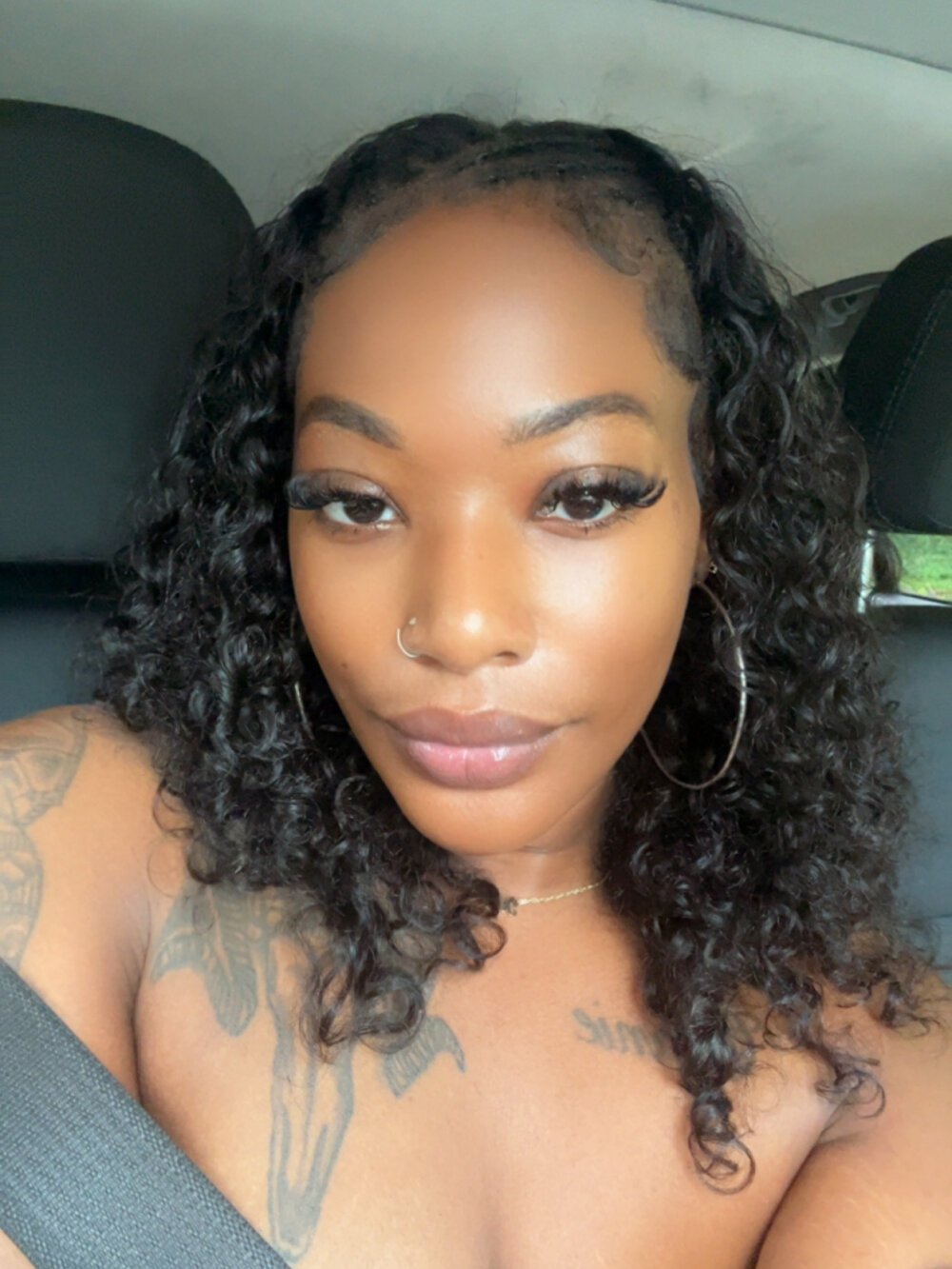 ForbiddenAddictions Chatroom