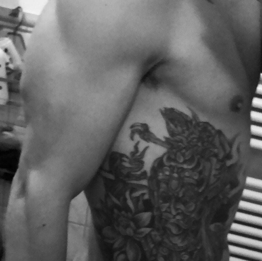 FrettedLodine Chatroom