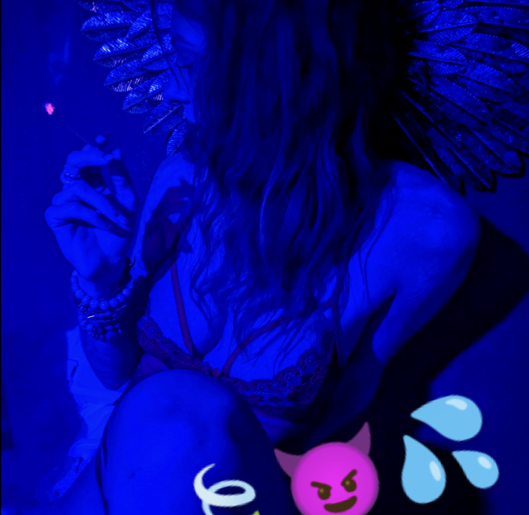 FreyaFucksFans Chatroom