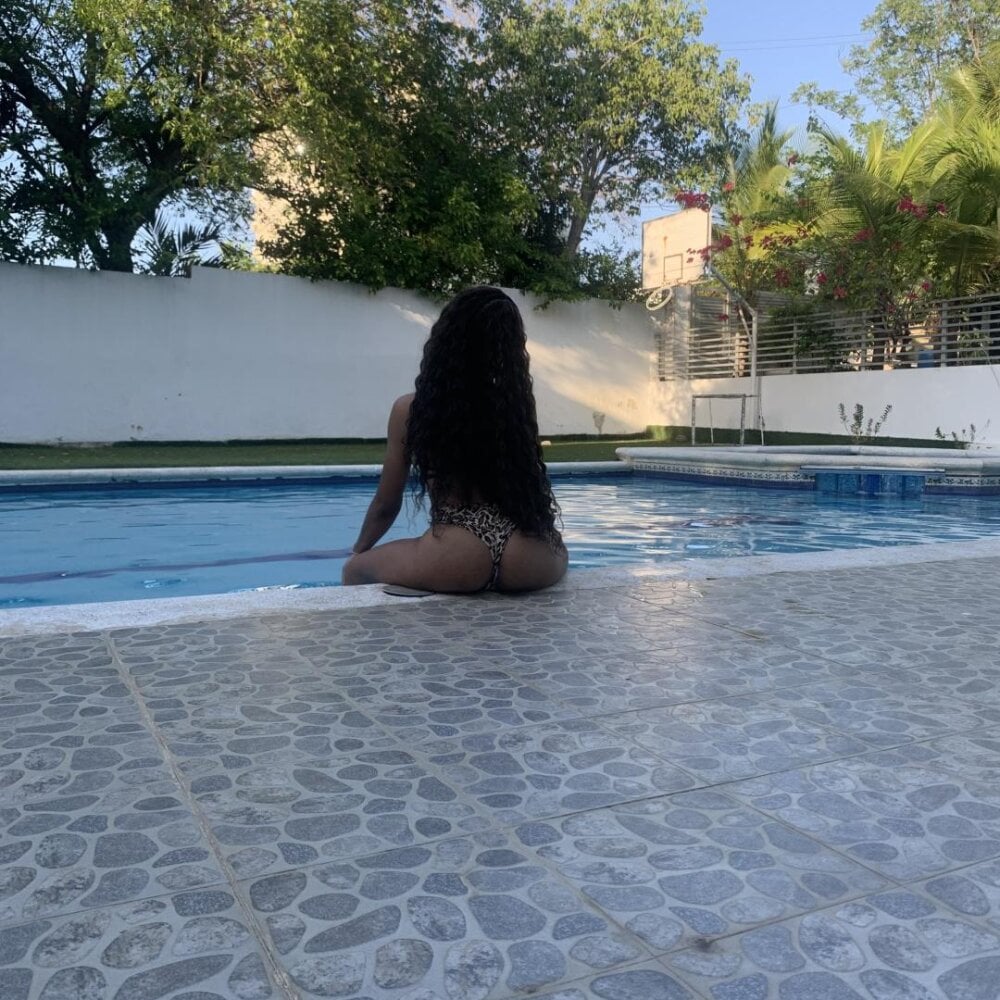 Freyjalaveau Chatroom