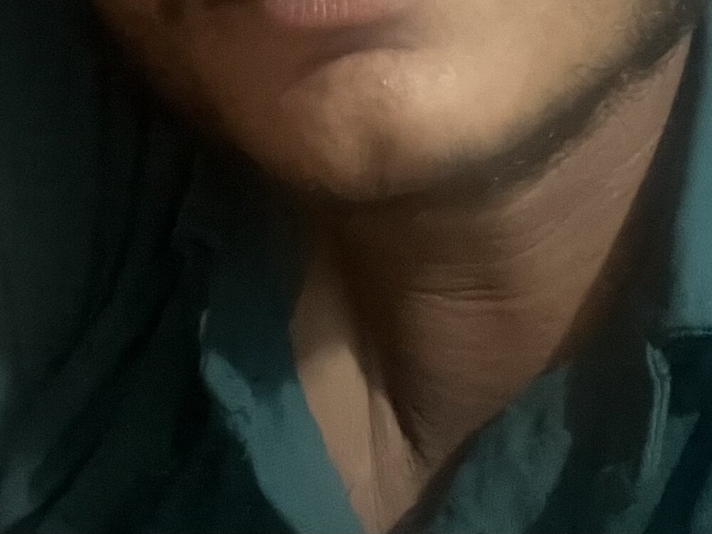 Fuckstar2001@xh Chatroom