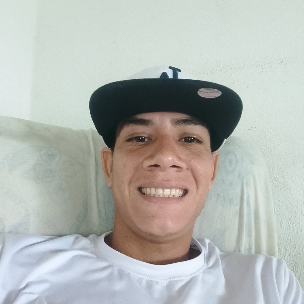 Gabikle25 Chatroom