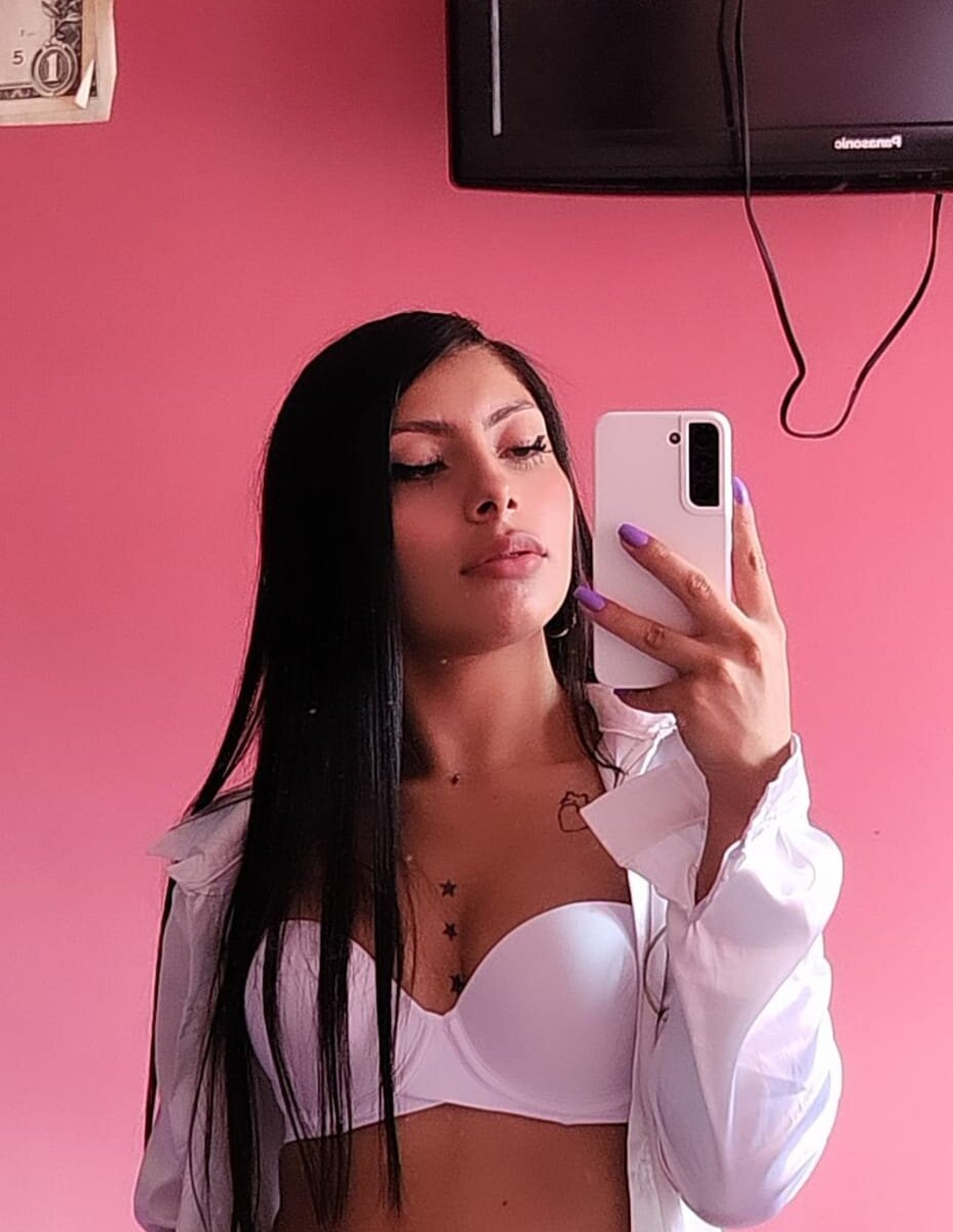 Gabriela_milani Chatroom