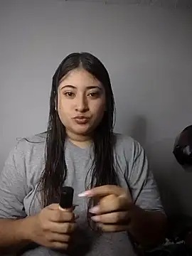 Gaby__Howards Chatroom