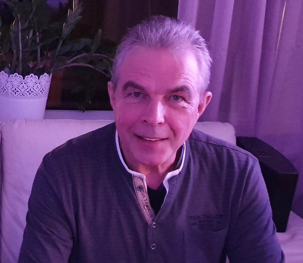 GermanSenior Chatroom