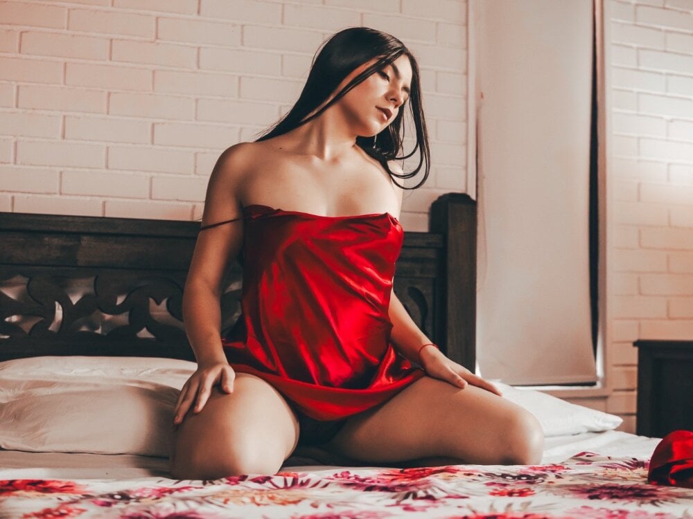 GiaCapriani Chatroom