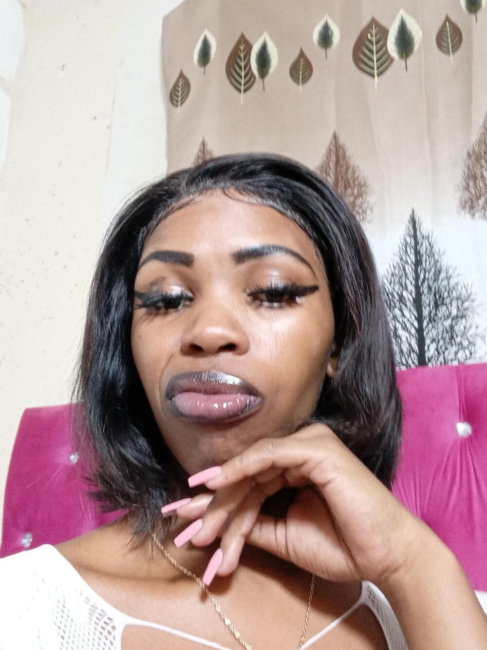 GoldSnowxx23xx_ Chatroom