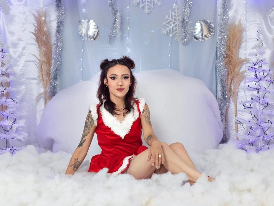 Grace_Belucci Chatroom